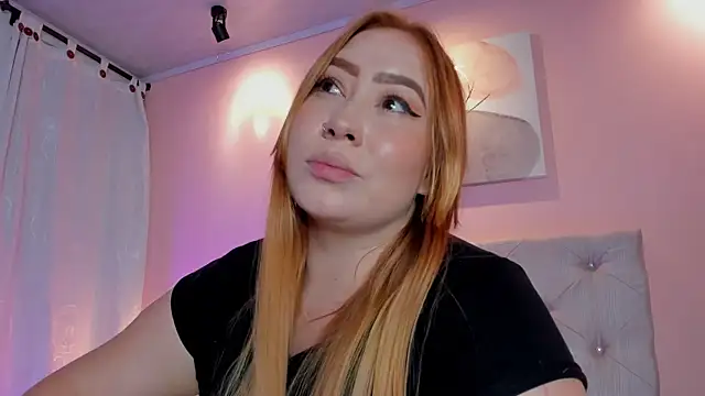 Snapshot of hannamartinn chatting on November 2025 02:03:01 AM hannamartinn online show from November 2025 02:03:01 AM