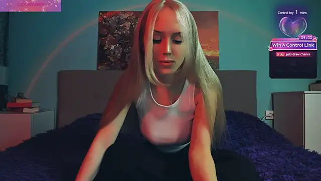 Snapshot of Linda_Roxy chatting on February 2025 05:46:02 PM Linda Roxy online show from February 2025 05:46:02 PM