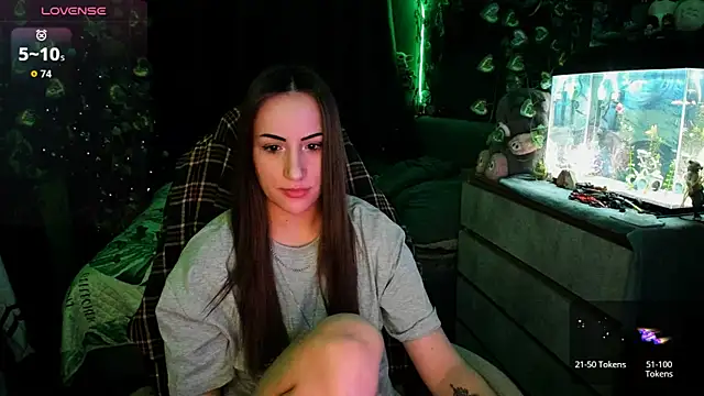 Selbi Paine online show from December 2025 05:56:02 AM