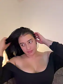 KallyMyller1 online show from May 2026 07:39:02 PM