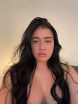 KallyMyller1 online show from May 2026 07:42:01 PM