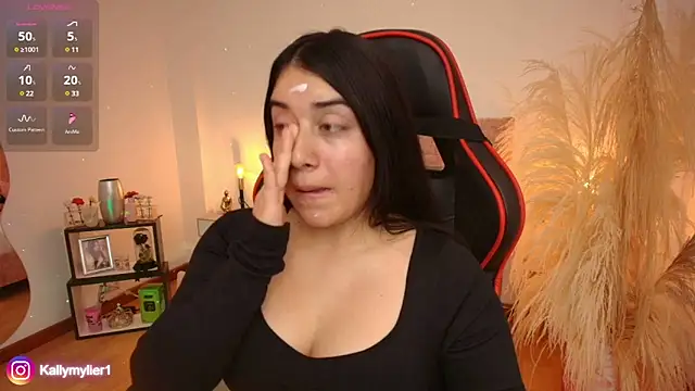 KallyMyller1 online show from January 2025 07:39:01 PM