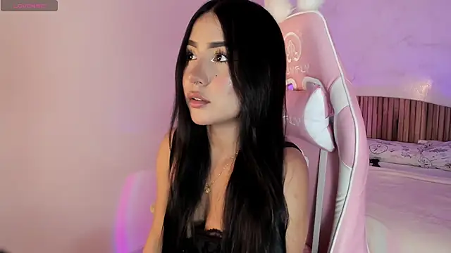 Snapshot of Mariana_sweetest chatting on December 2024 07:54:01 PM Mariana sweetest online show from December 2024 07:54:01 PM