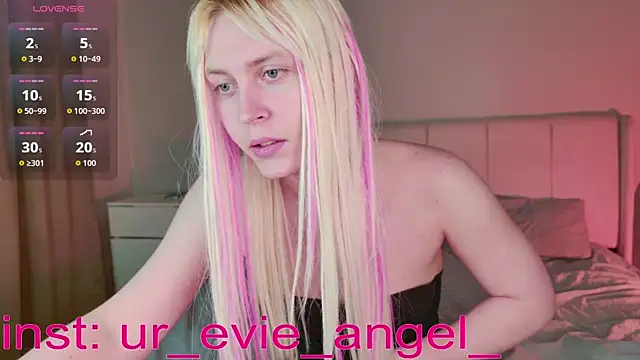 Evelyn rabbit online show from March 2026 03:12:01 PM