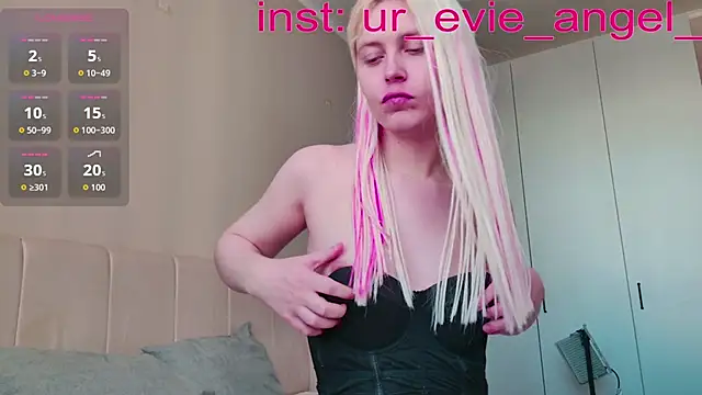 Evelyn rabbit online show from March 2026 10:58:01 AM