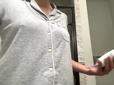 Snapshot of Alyssa_rhoades chatting on November 2025 12:37:01 AM Alyssa rhoades online show from November 2025 12:37:01 AM