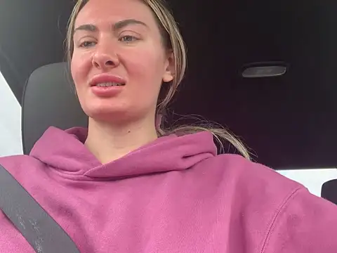 Alyssa rhoades online show from March 2026 04:54:02 PM