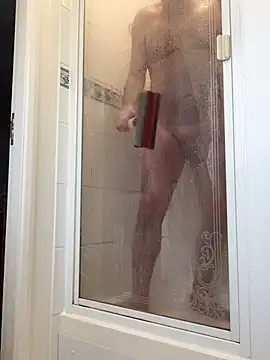 Snapshot of Free2cum4u chatting on February 2025 11:06:02 AM Free2cum4u online show from February 2025 11:06:02 AM