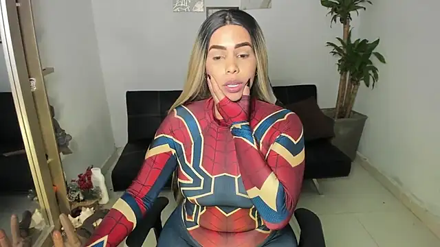 alyssannVhm online show from October 2025 02:04:02 AM