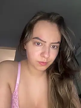 eleonoree online show from December 2025 09:18:02 PM