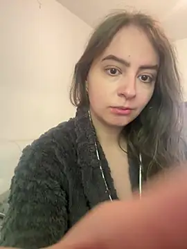 eleonoree online show from April 2026 01:37:01 PM