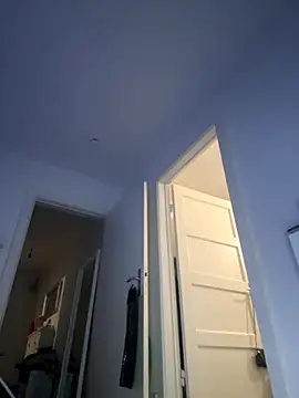 eleonoree online show from November 2025 09:37:01 PM