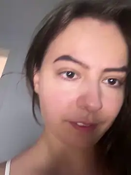 eleonoree online show from February 2026 09:35:01 PM