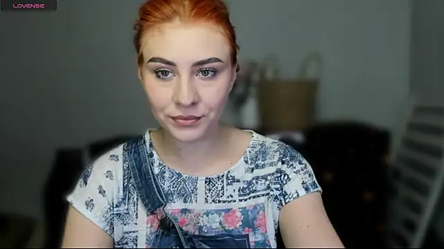Snapshot of KindKristy chatting on June 2026 05:05:01 AM KindKristy online show from June 2026 05:05:01 AM