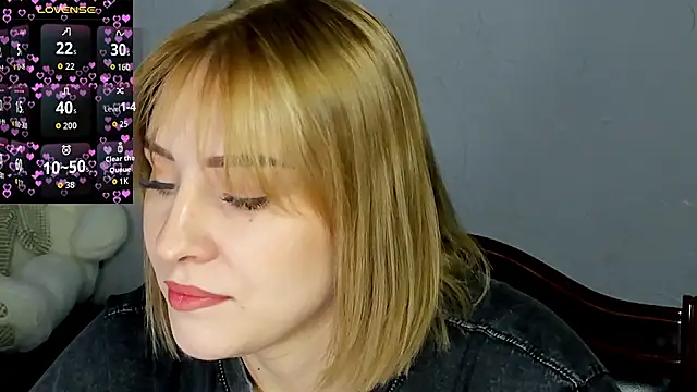 KindKristy online show from September 2025 04:52:02 AM