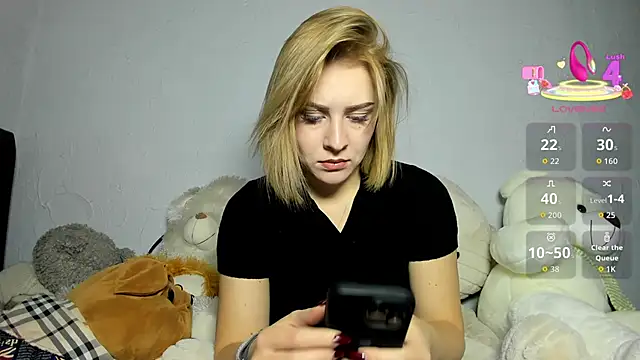 KindKristy online show from October 2025 05:09:02 AM
