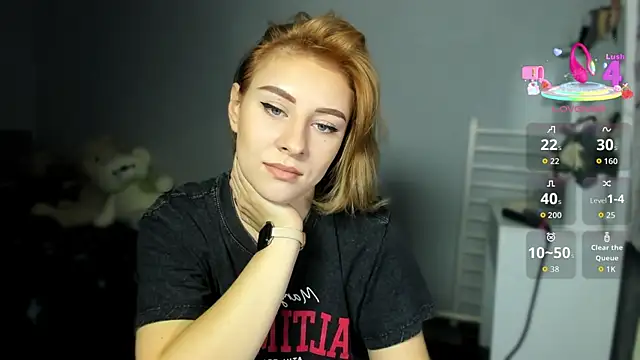 KindKristy online show from November 2025 05:01:01 AM