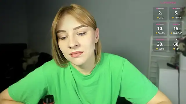 KindKristy online show from November 2025 05:28:02 AM