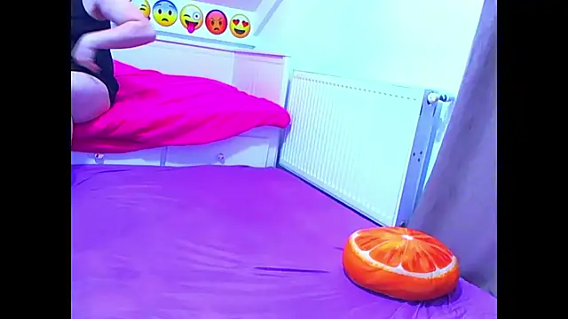 evehotty online show from February 2026 08:10:01 PM