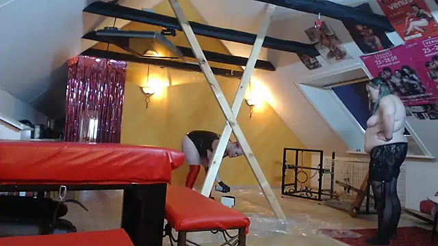 Snapshot of kathrin193 chatting on November 2025 02:44:02 PM kathrin193 online show from November 2025 02:44:02 PM