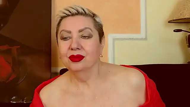 LadyPosh online show from May 2026 08:15:01 PM