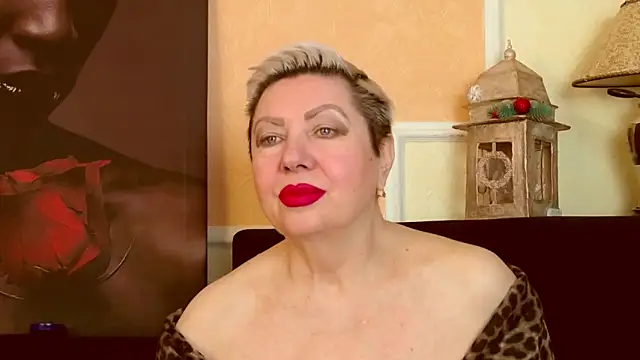 LadyPosh online show from February 2026 07:24:02 PM