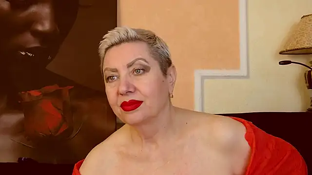 LadyPosh online show from November 2025 10:24:01 PM