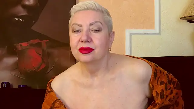 LadyPosh online show from December 2025 07:12:01 PM