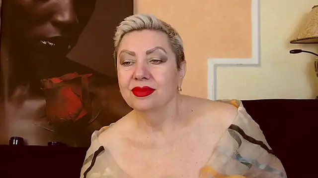 LadyPosh online show from November 2025 09:52:01 PM