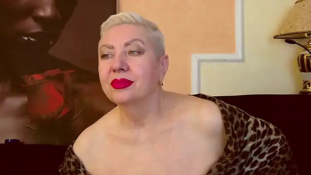 LadyPosh online show from December 2025 09:03:02 PM