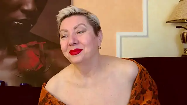 LadyPosh online show from November 2025 08:31:01 PM