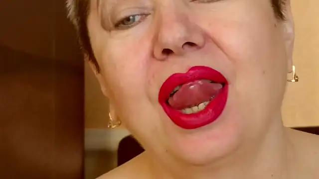 LadyPosh online show from February 2026 08:25:01 AM