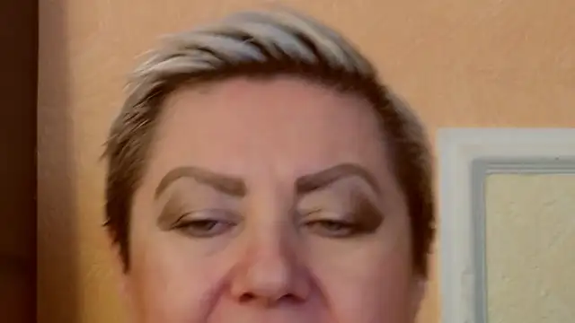 LadyPosh online show from November 2025 11:05:01 PM