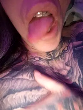 Snapshot of vamporasuccubus19777 chatting on January 2026 01:20:01 AM vamporasuccubus19777 online show from January 2026 01:20:01 AM