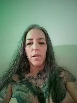 vamporasuccubus19777 online show from September 2025 11:45:02 PM