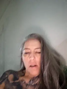 vamporasuccubus19777 online show from October 2025 10:46:02 PM