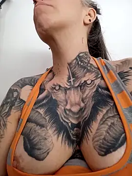 Snapshot of vamporasuccubus19777 chatting on February 2026 06:50:01 PM vamporasuccubus19777 online show from February 2026 06:50:01 PM