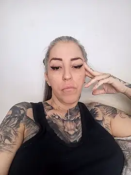 vamporasuccubus19777 online show from September 2025 11:54:01 AM
