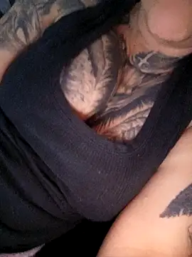 Snapshot of vamporasuccubus19777 chatting on November 2025 02:31:02 PM vamporasuccubus19777 online show from November 2025 02:31:02 PM