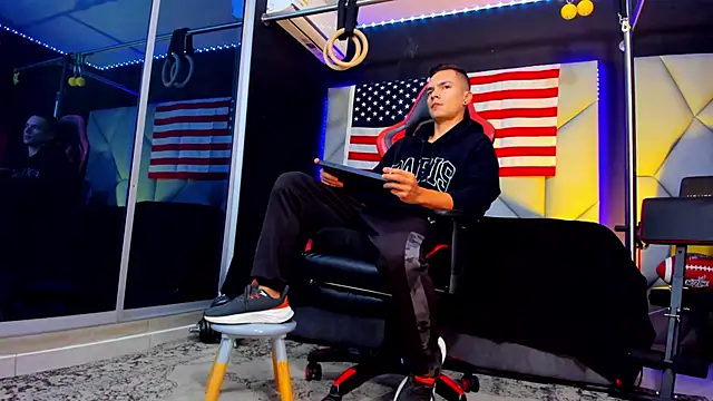 Aydenmiller96 online show from September 2025 11:48:01 PM