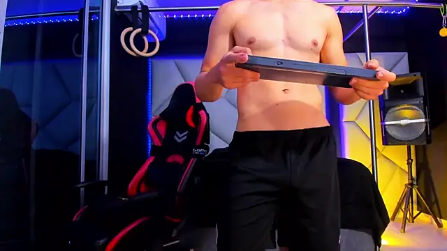 Aydenmiller96 online show from May 2026 01:21:01 PM