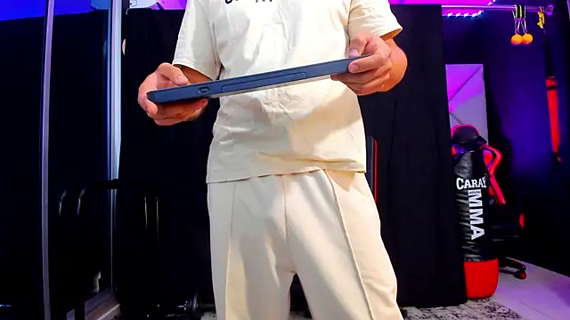 Aydenmiller96 online show from November 2025 01:26:02 PM