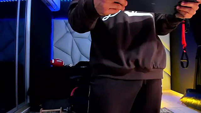 Aydenmiller96 online show from February 2026 11:48:01 PM