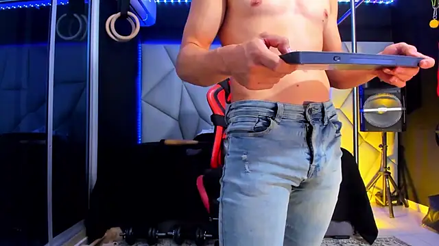 Aydenmiller96 online show from April 2026 03:37:02 AM