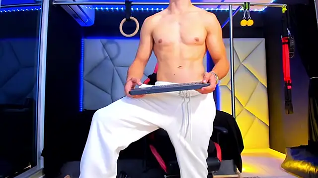 Aydenmiller96 online show from February 2026 02:51:01 PM