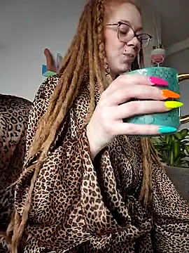 LucidLucy online show from February 2025 04:38:01 PM