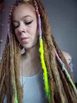 Snapshot of LucidLucy chatting on November 2025 01:01:01 PM LucidLucy online show from November 2025 01:01:01 PM