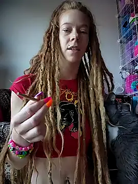 Snapshot of LucidLucy chatting on September 2025 02:04:01 PM LucidLucy online show from September 2025 02:04:01 PM