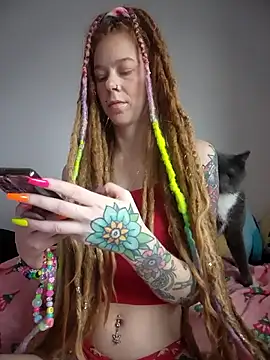 Snapshot of LucidLucy chatting on December 2025 02:12:02 PM LucidLucy online show from December 2025 02:12:02 PM