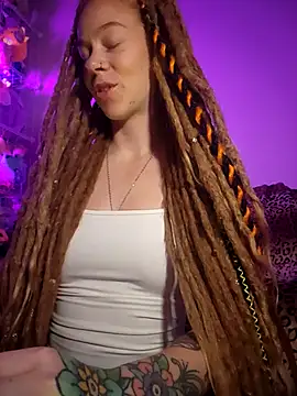 Snapshot of LucidLucy chatting on November 2025 03:42:02 AM LucidLucy online show from November 2025 03:42:02 AM